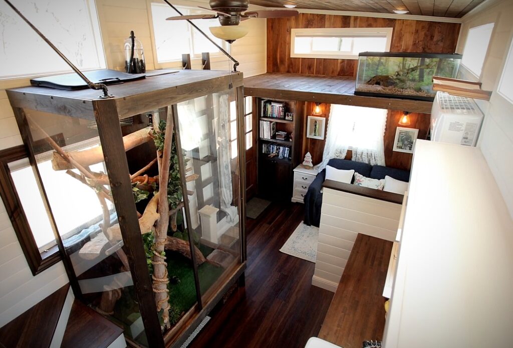 10-ft wide tiny house