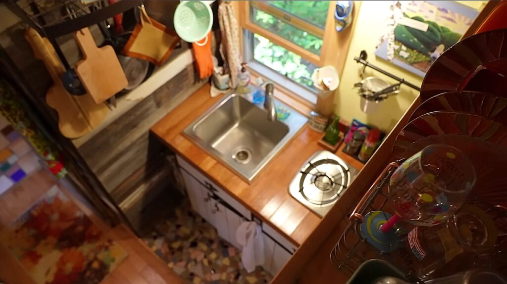 Try Not to Fall in Love With This Expertly-Styled Luxury Tiny Home -  autoevolution