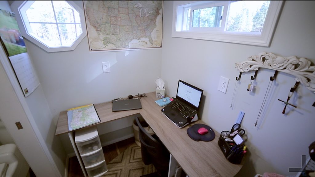 tiny house home office