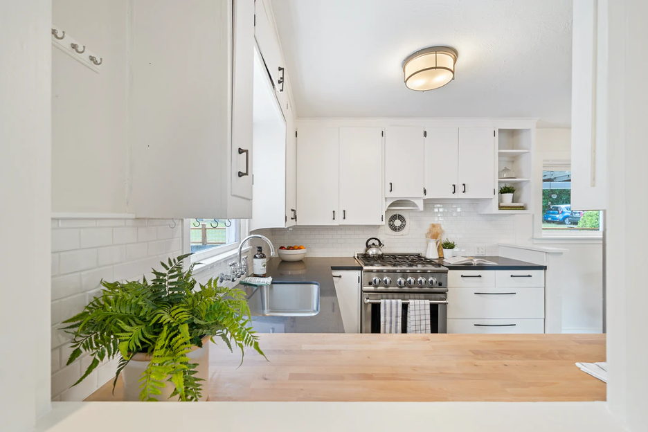 5 tips to make your small kitchen space do more and feel bigger