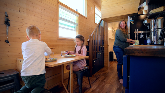 Brilliant tips for living in a Tiny House with kids ⋆ Tairalyn